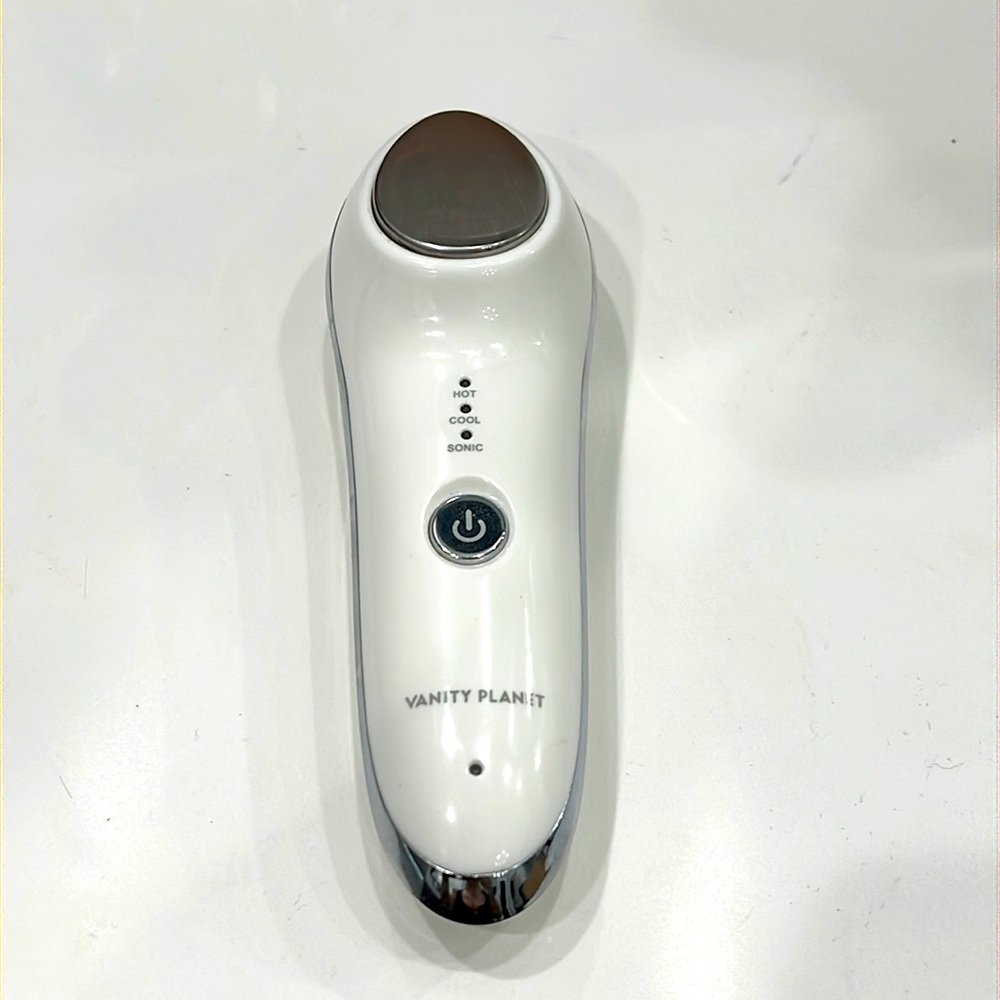 Vanity planet forever young facial wand